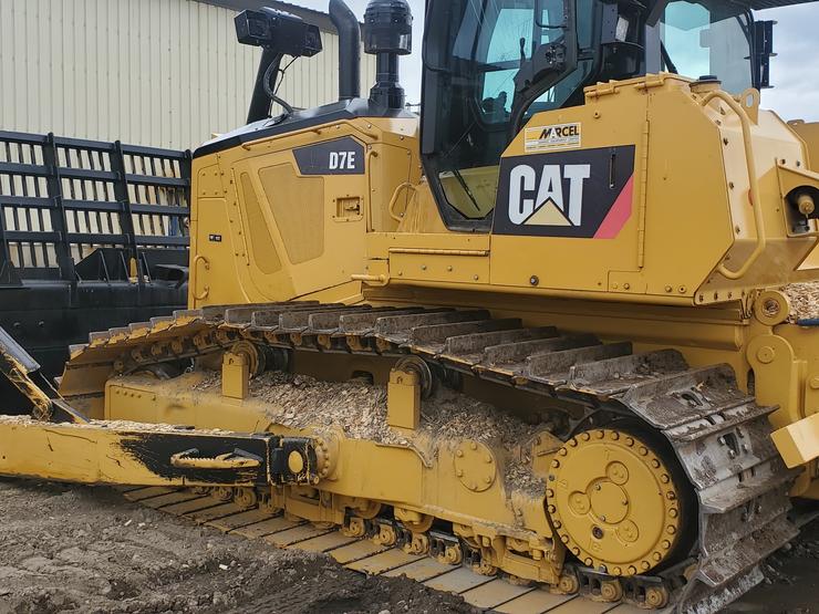 Tracteur à Chenilles Caterpillar D7E LGP 2011 à vendre